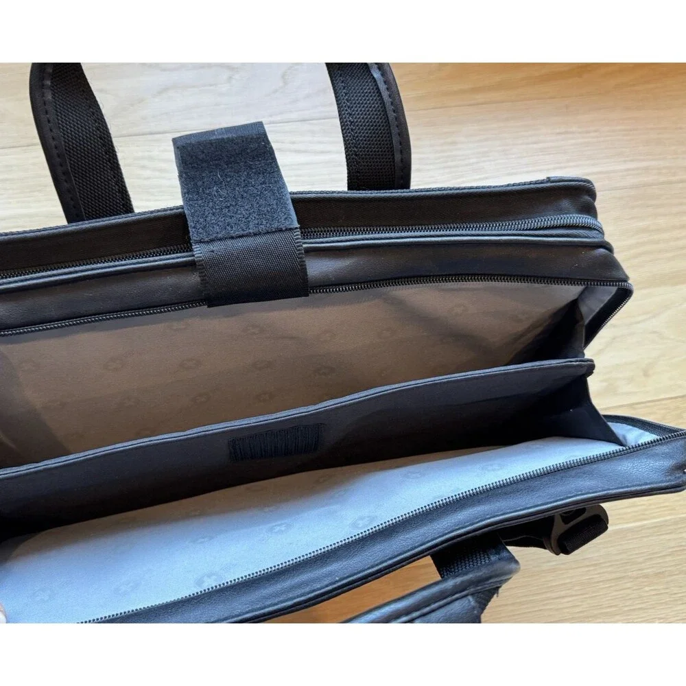 Swiss Gear Wenger Black Leather 15